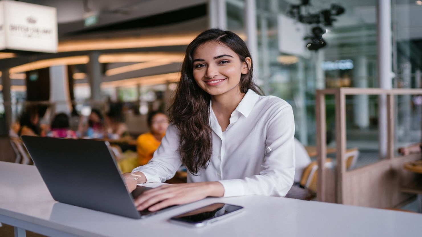 Best Fresher Jobs & Internships in India